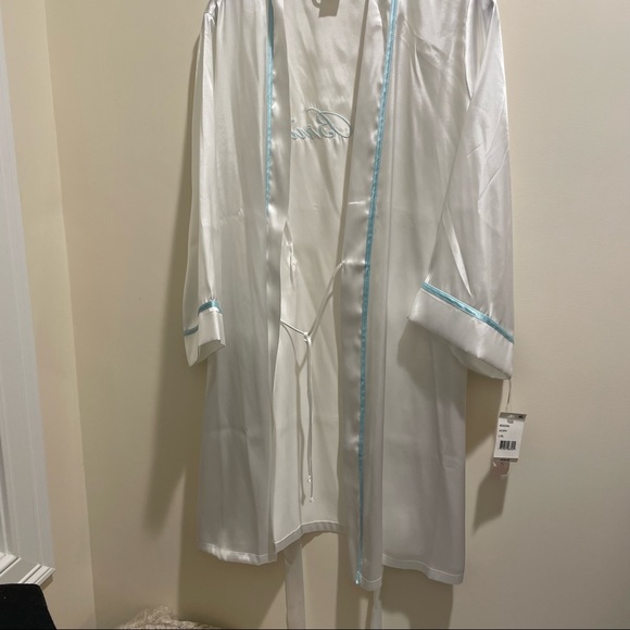 Linea Donatella bride robe NWT size L/XL - Picture 4 of 6